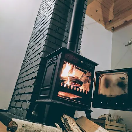 Pienki Wiewiorki - Dom Odciety Od Swiata Lodge Pienki Slubickie