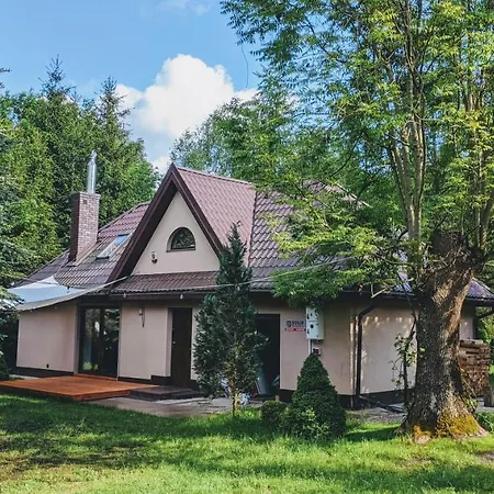 Pienki Wiewiorki - Dom Odciety Od Swiata Lodge Pienki Slubickie